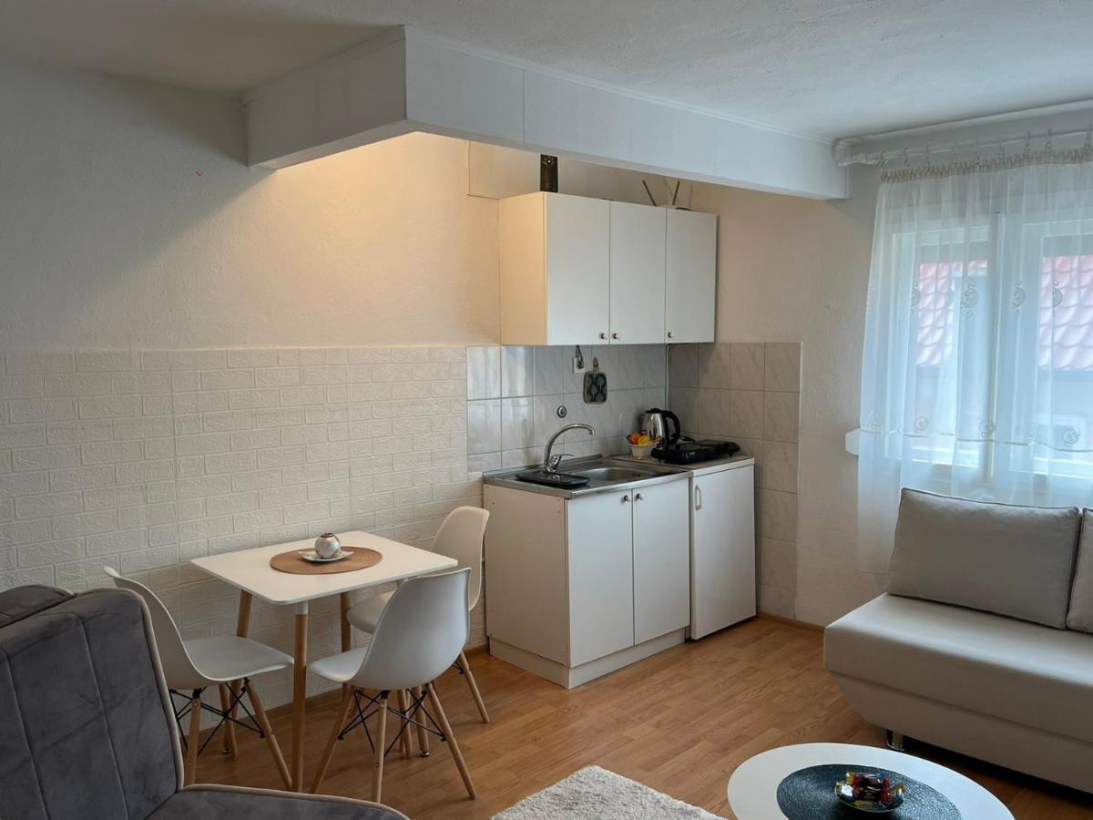 Sunlight Apartments Мостар Экстерьер фото